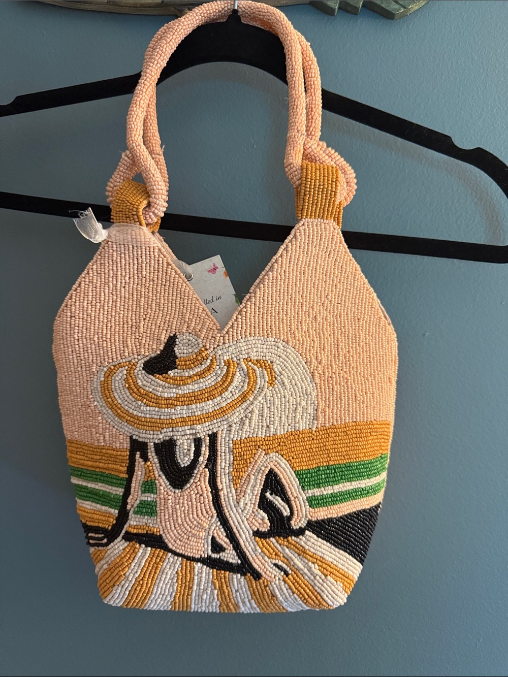Beaded beach scene purse viral lady NEW